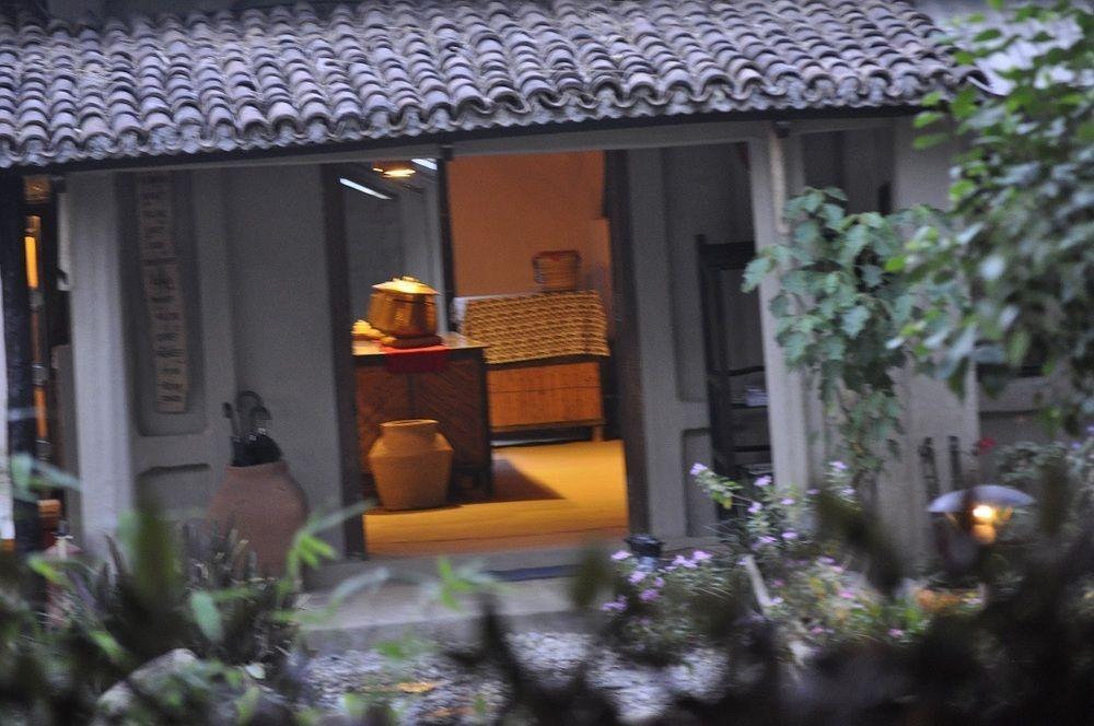 Machan Country Villa Kumarwarti Exterior foto